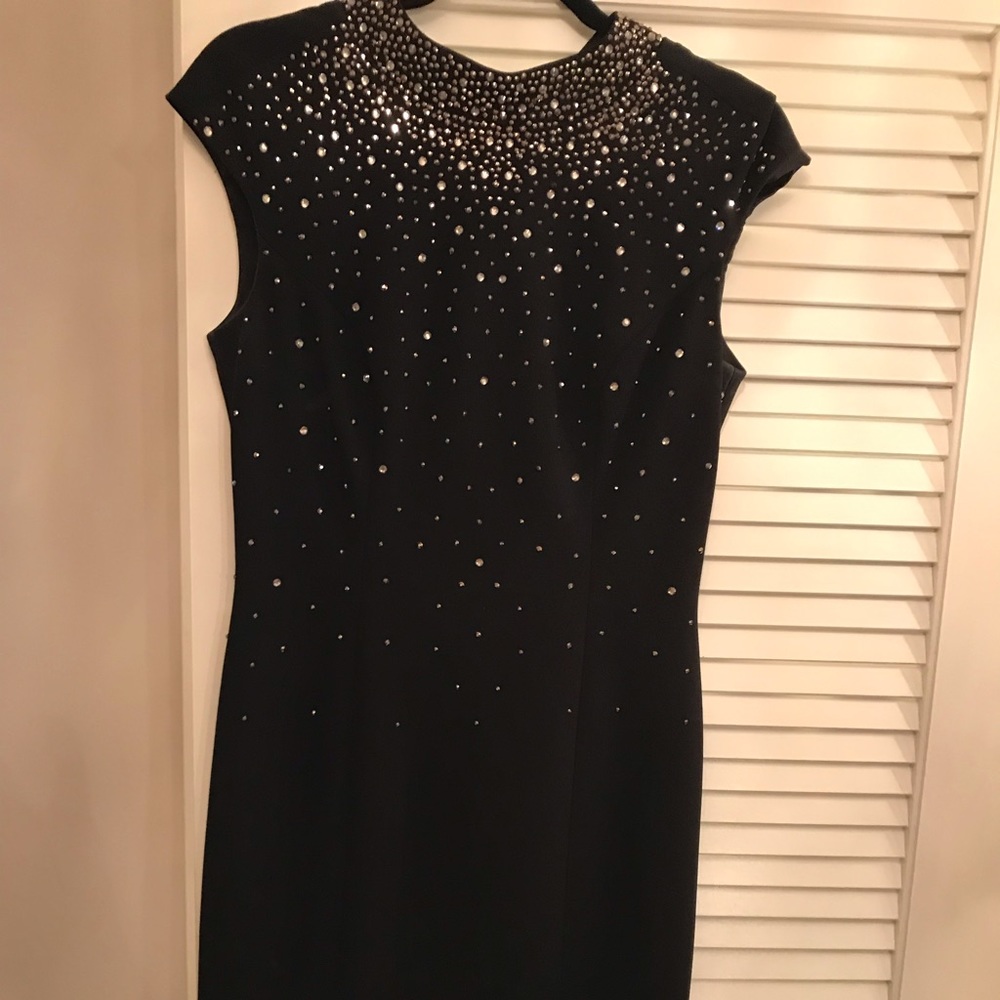 Eliza j
